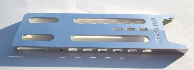 （画像用） バッテリーマウントアップグレード （TREX 500E）